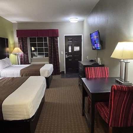 Rodeway Inn Dilley Bagian luar foto