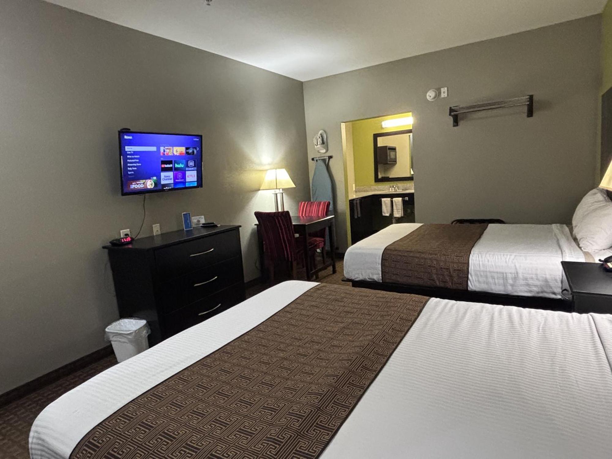 Rodeway Inn Dilley Bagian luar foto