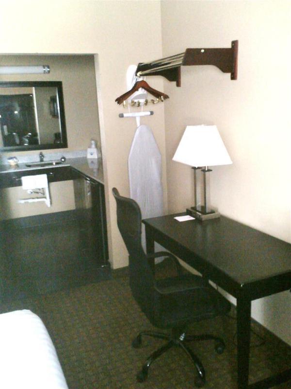Rodeway Inn Dilley Ruang foto
